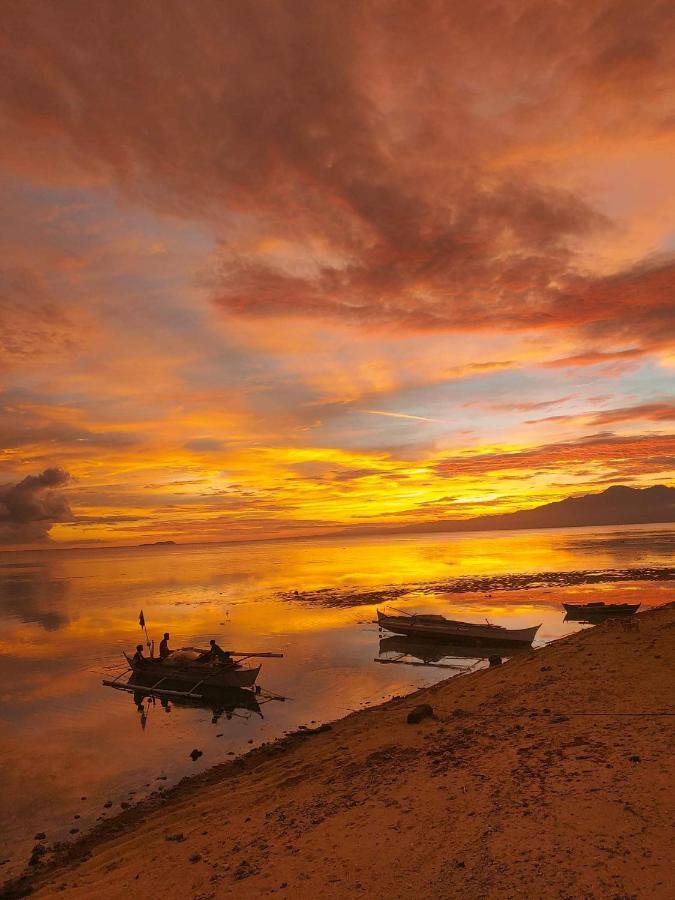White Bada Guesthouse Siquijor Eksteriør bilde