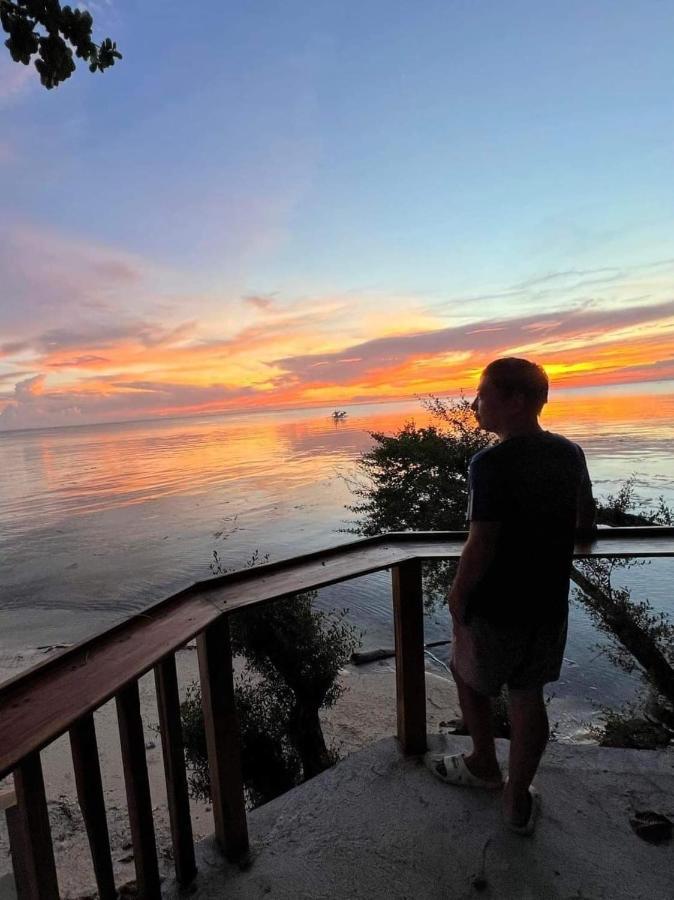 White Bada Guesthouse Siquijor Eksteriør bilde