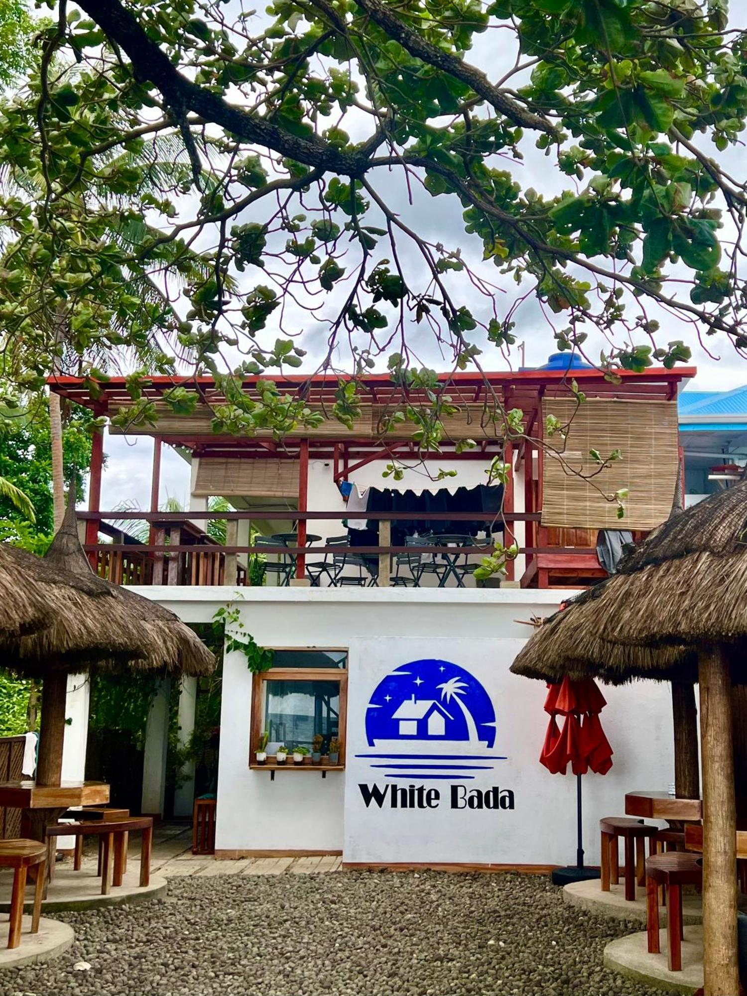 White Bada Guesthouse Siquijor Eksteriør bilde