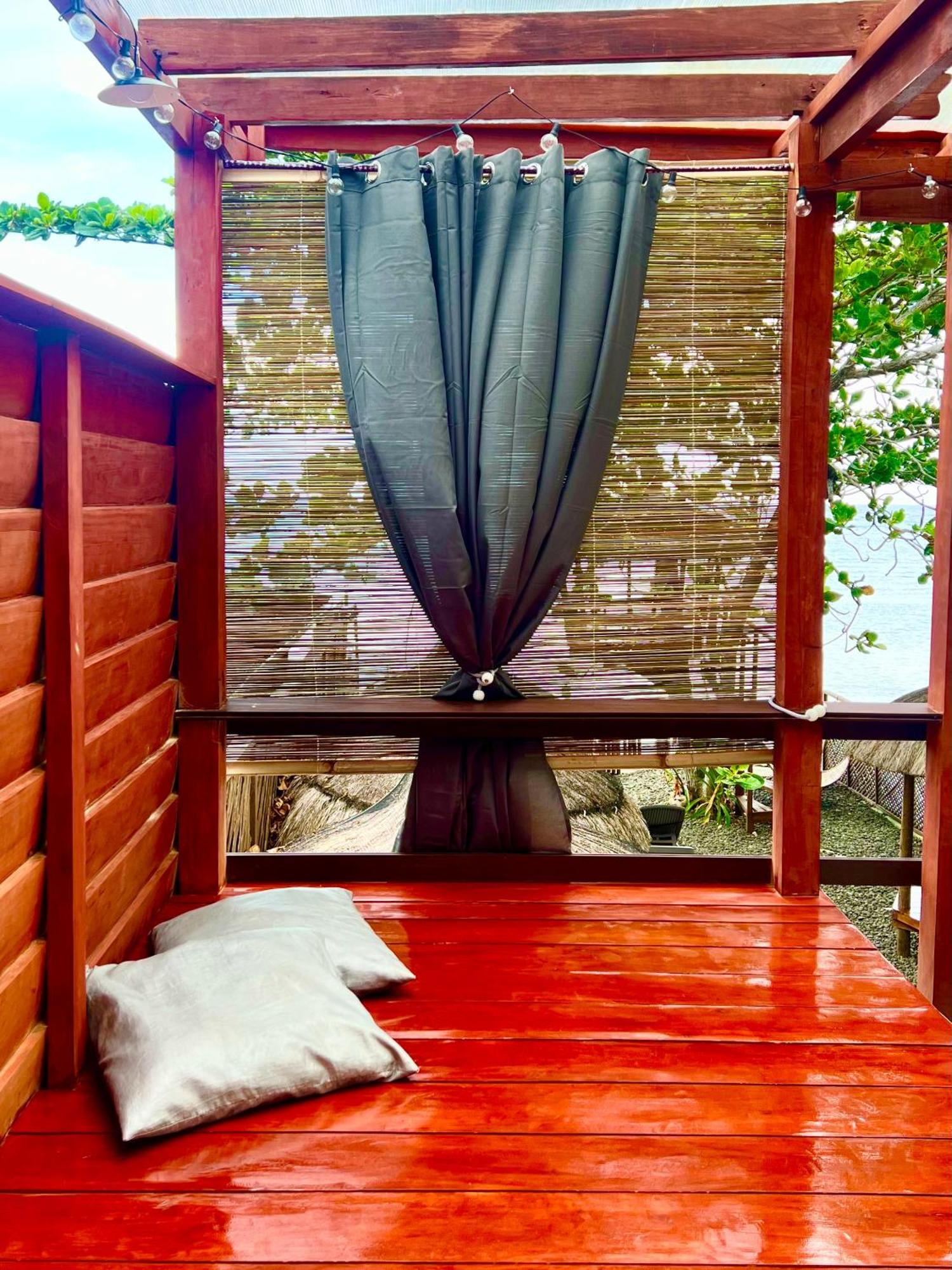 White Bada Guesthouse Siquijor Eksteriør bilde