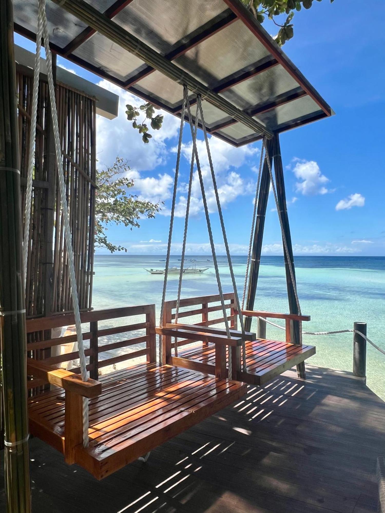 White Bada Guesthouse Siquijor Eksteriør bilde